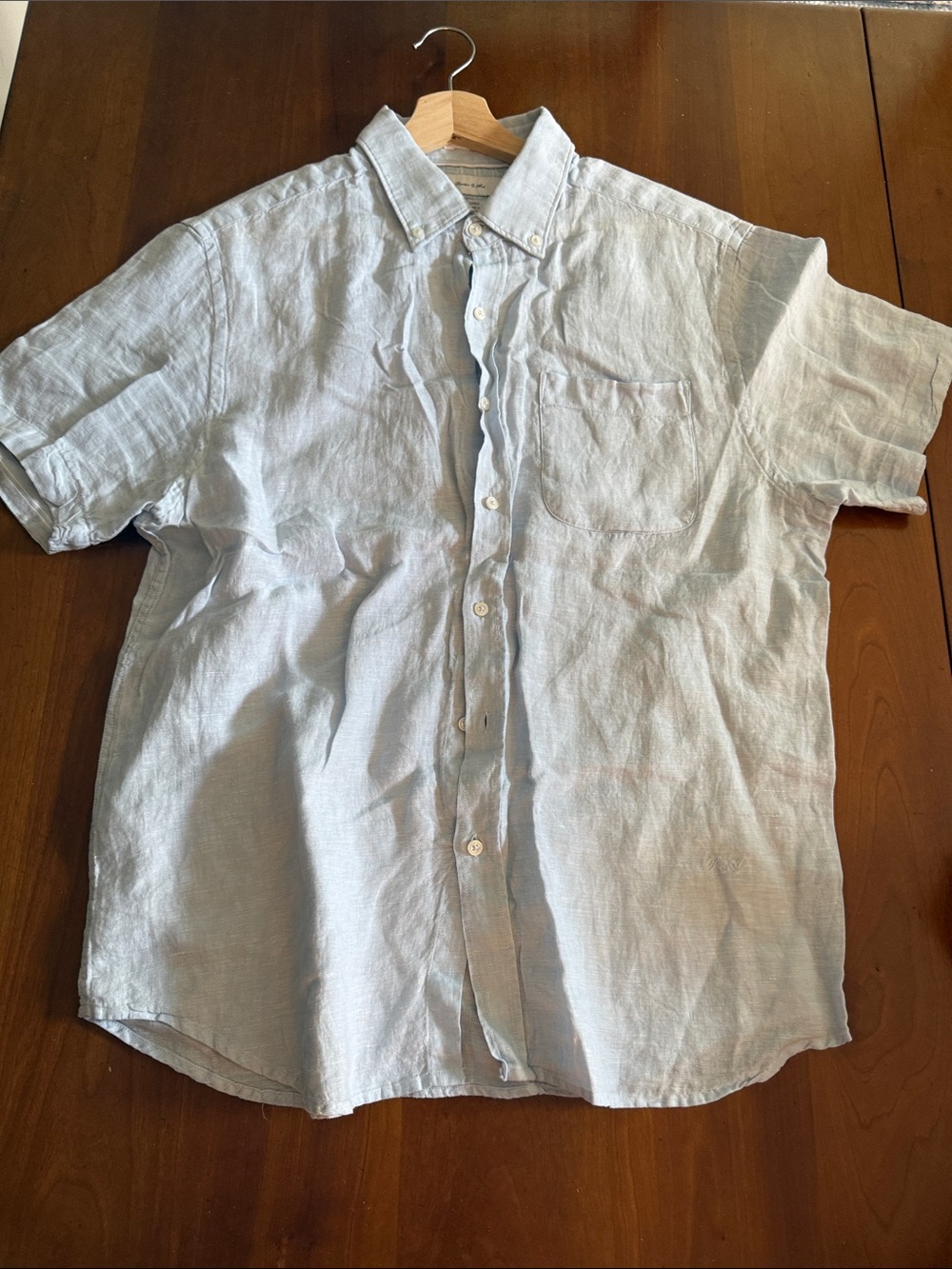 Casual Light Blue Short-Sleeve Linen Button-Down Shirt